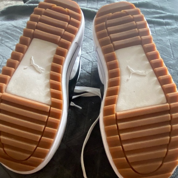 Puma platform sneaks. - Picture 2 of 8